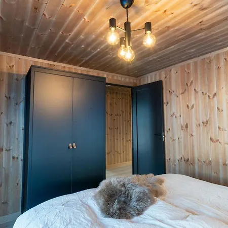 Spacious With Sauna, Centre ロッジ
