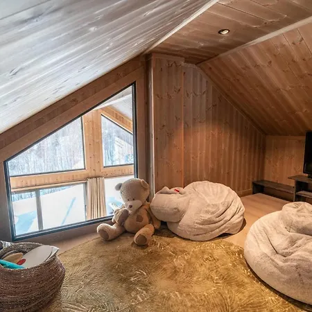 Spacious With Sauna, Centre ロッジ Noresund