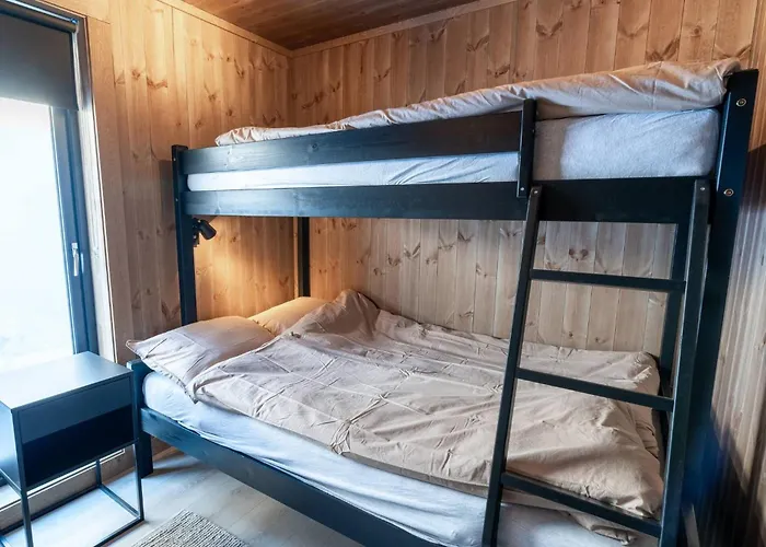 Spacious With Sauna, Centre *