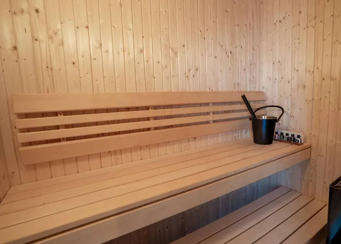 Spacious With Sauna, Centre * Noresund