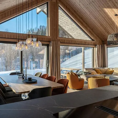 Spacious With Sauna, Centre Lodge *