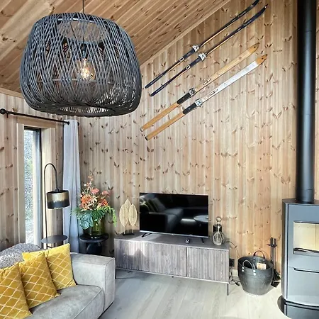 Spacious With Sauna, Centre Noresund