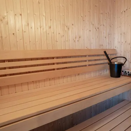 Spacious With Sauna, Centre * Noresund